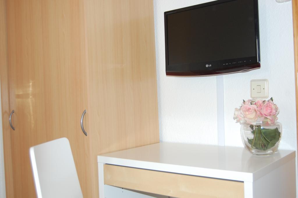 Hostal Juan De Austria II Aguadulce  Room photo